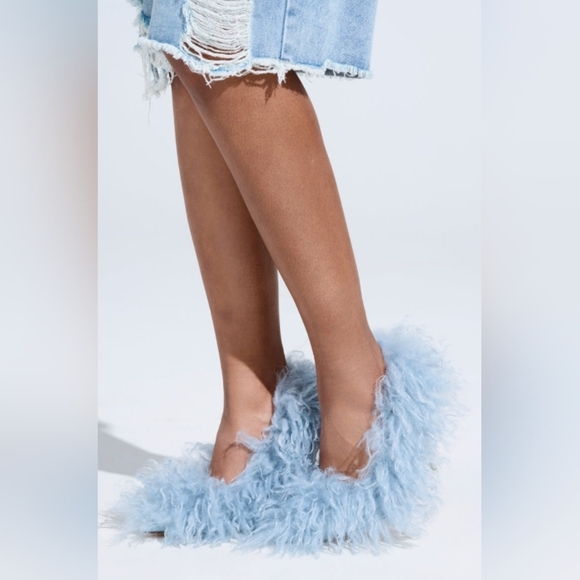 Azalea Wang Accessories - AZALEA WANG "Bluebell Sky Fluffs" Woman's Fur Stilettos In Blue